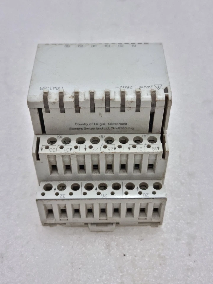 SIEMENS TXM1.6R Relay Output Module 180323D686984 TXM1.6R